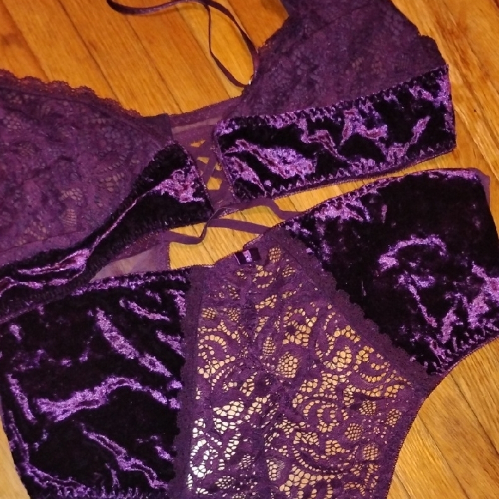 Elegant Purple Lace Lingerie Set